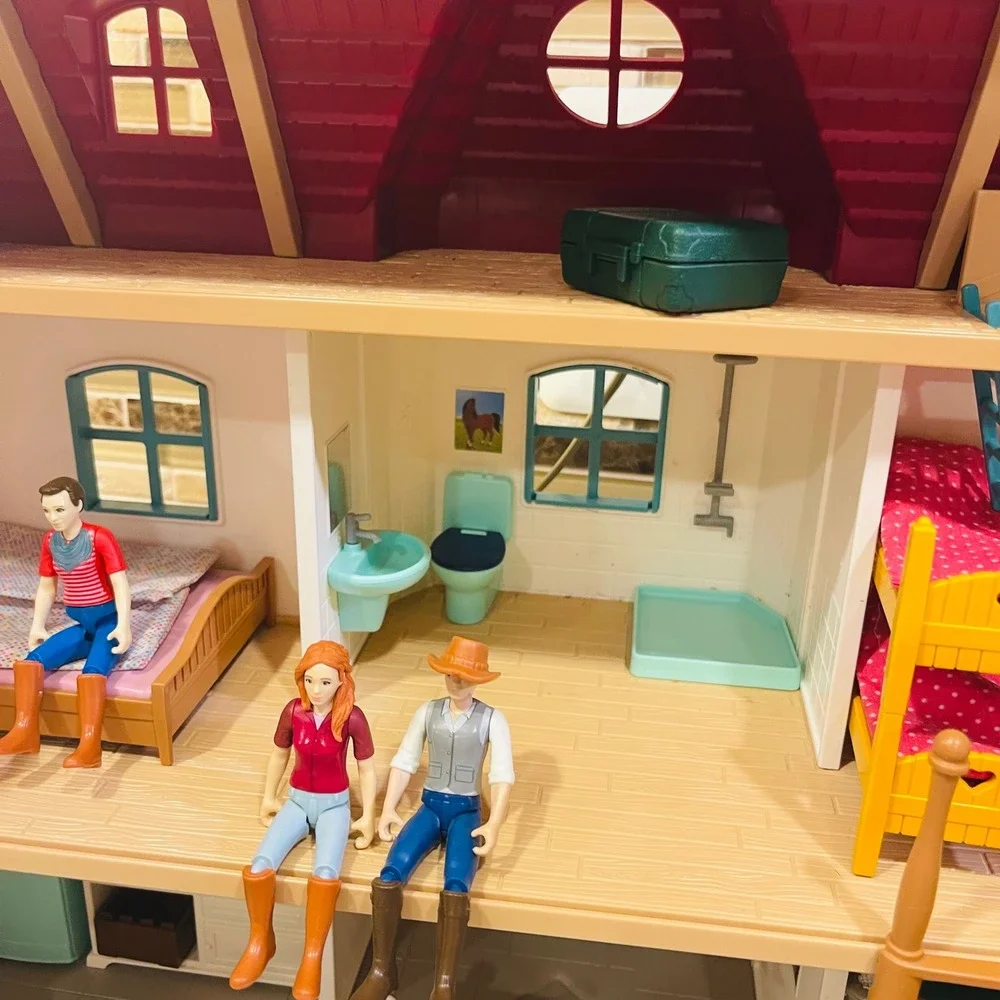 Schleich Horse Club Lakeside Country House and Stable Playset with Horses 42416
